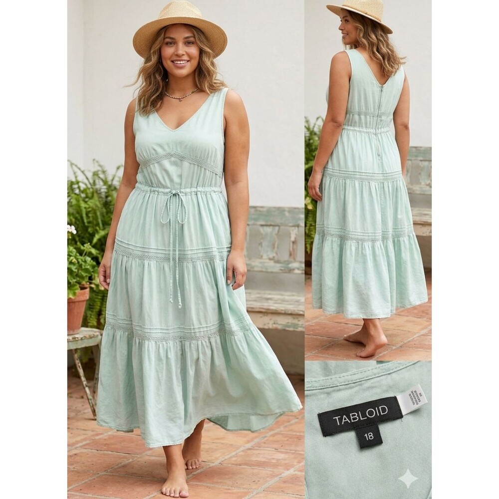 Tabloid Sundress, Light Green, Tiered, Baby Doll Bodice, with Tie, Size L
